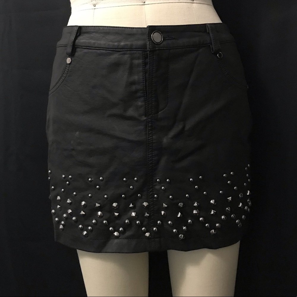 PU black studded skirt size m